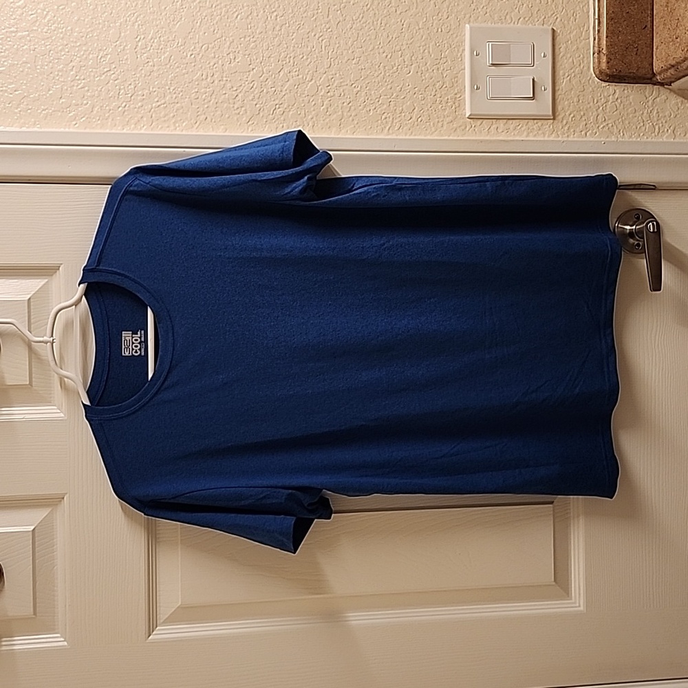 32 degrees Cool T-Shirt